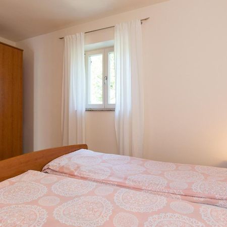 Apartments Marta Krk Town Exterior foto
